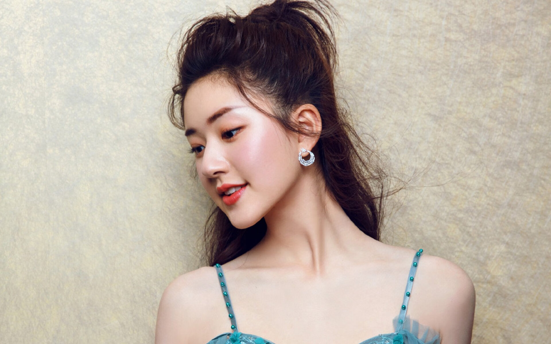 英超球队争夺欧冠资格激烈展开，英超夺得欧冠的球队