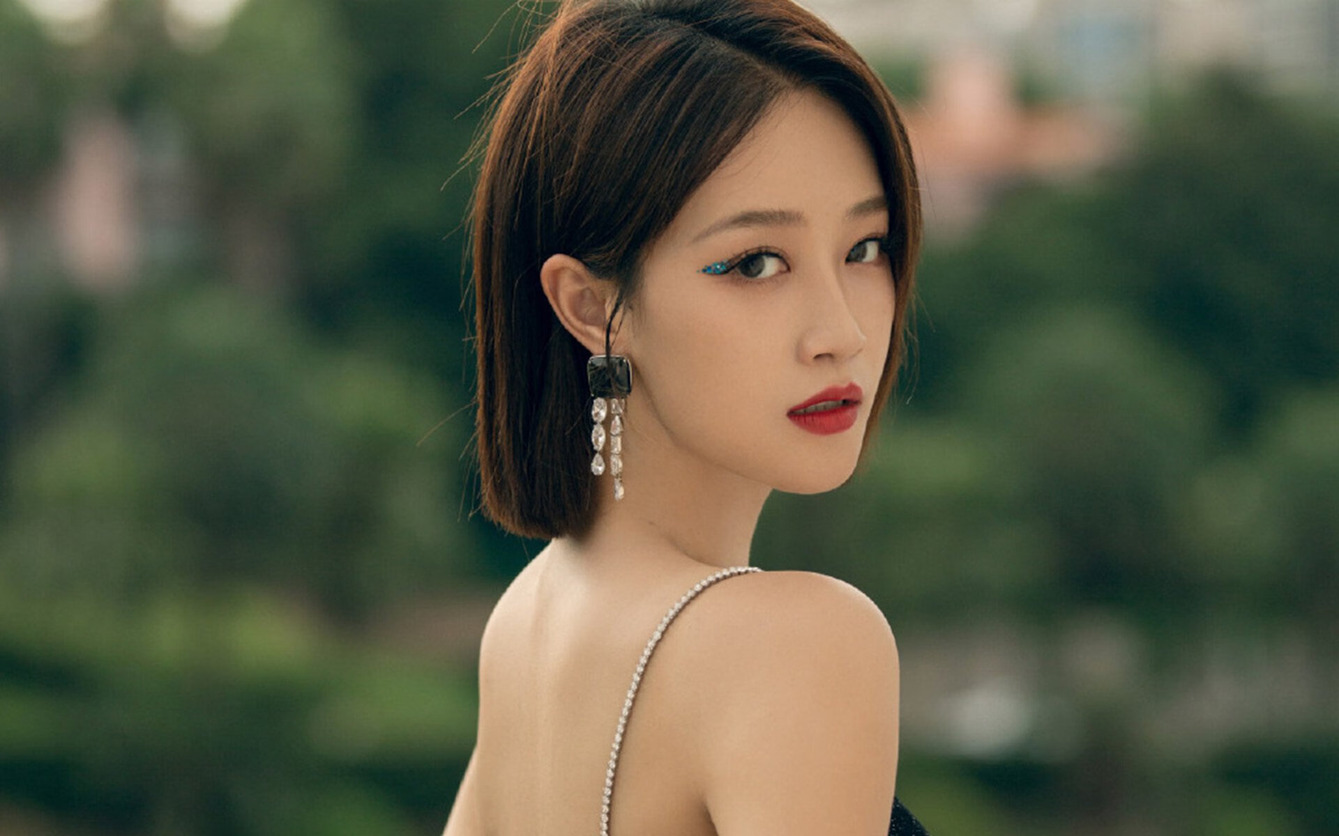 九游app下载中心-平均身高持续攀升，令球队内线优势明显，足坛平均身高