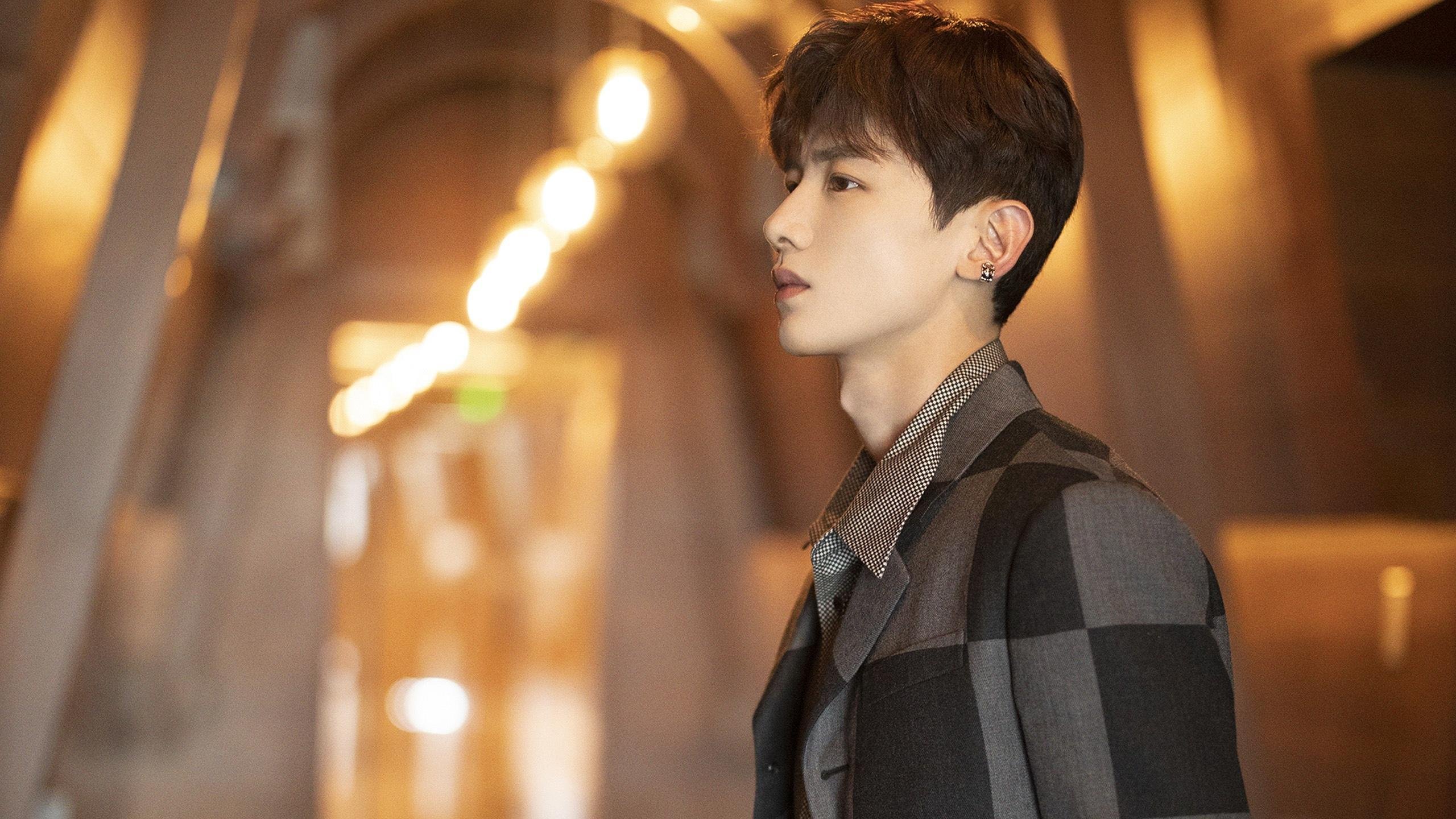 九游下载安装-意大利举重选手在男子比赛中获得金牌，67公斤举重意大利选手