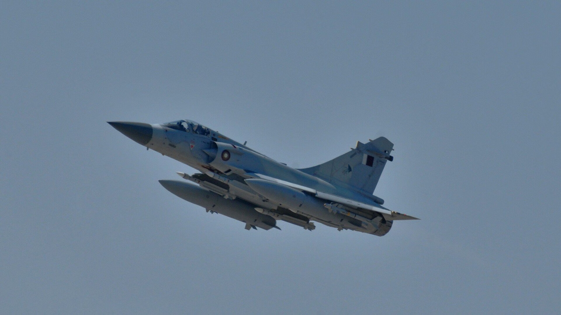 俱乐部外援多语种培训课程上线促进更好沟通与配合，外语俱乐部海报